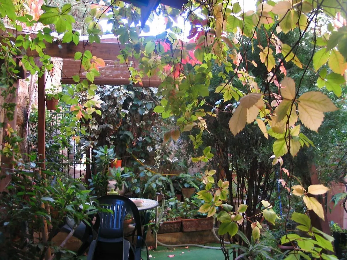 The Garden Bed & Breakfast Sferracavallo 3*,  Italy